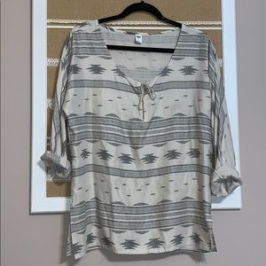 Old navy relaxed sleeved top